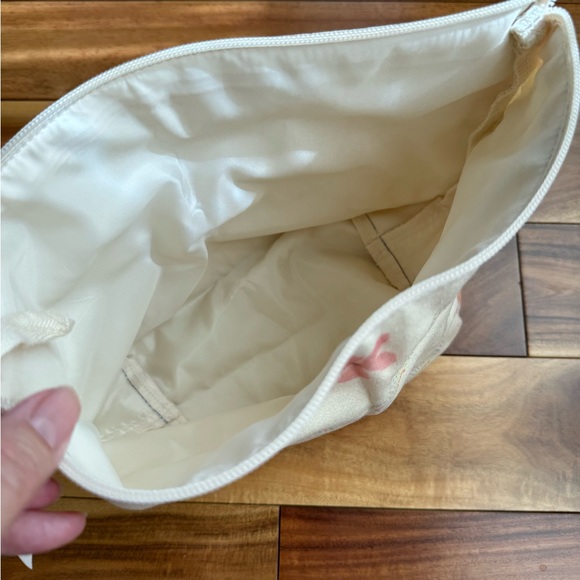 Soha living Hawaiian Hibiscus and rainbow cosmetic bag Large NWT Makeup Misc - Picture 4 of 7